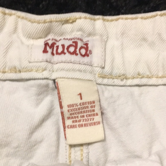 White shorts from MUDD - Picture 2 of 7